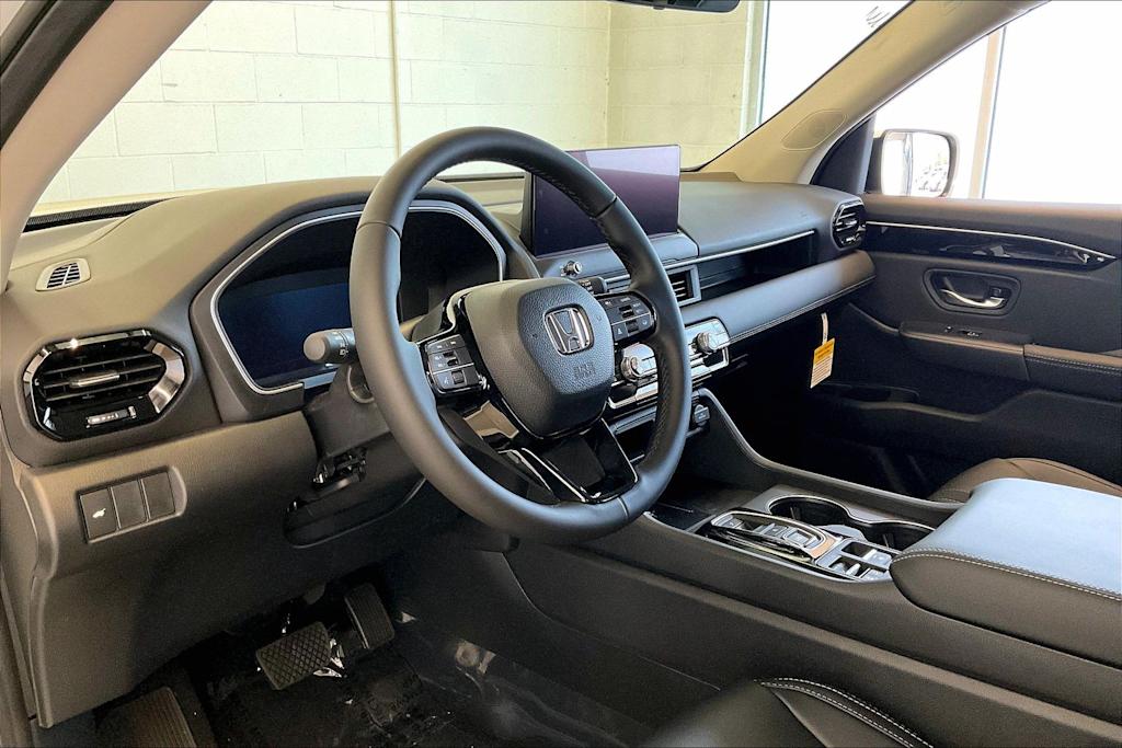 Thumbnail: 2026 Honda Pilot - 2