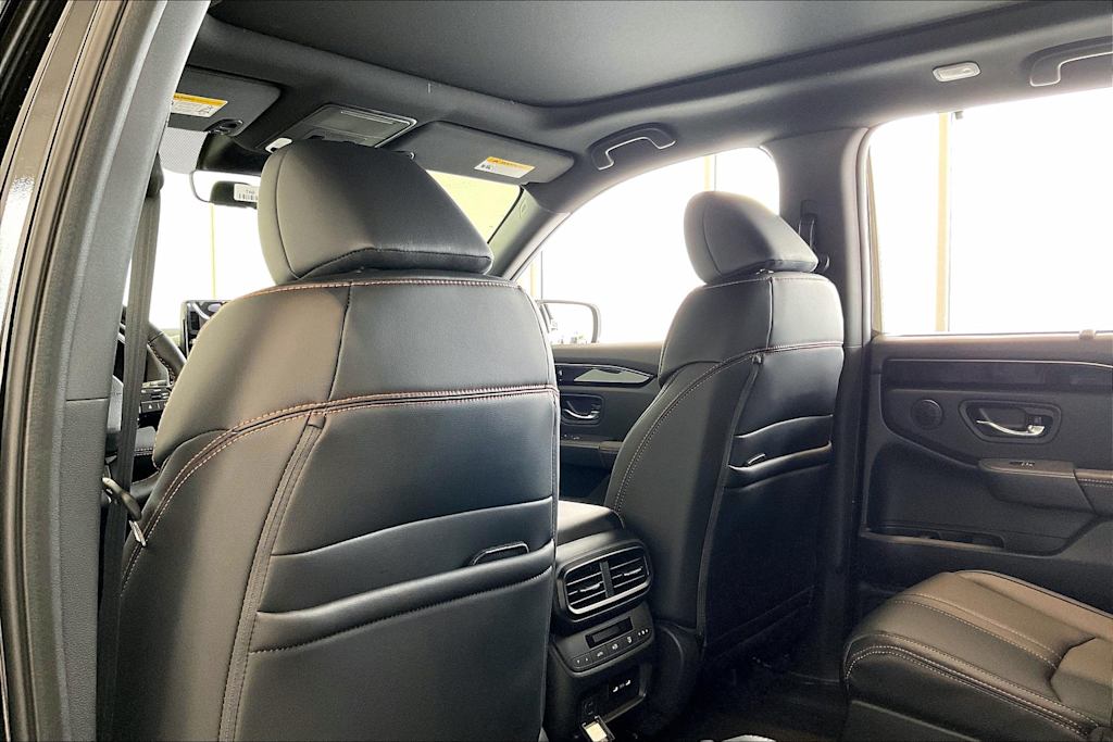 Thumbnail: 2025 Honda Pilot - 13