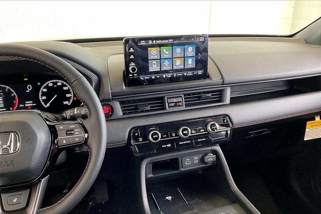 Thumbnail: 2025 Honda Pilot - 15