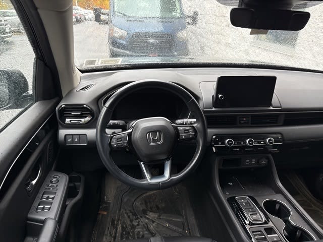 Thumbnail: 2023 Honda Pilot - 2