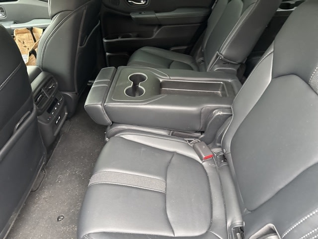 Thumbnail: 2023 Honda Pilot - 9