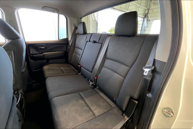 Thumbnail: 2019 Honda Ridgeline - 21