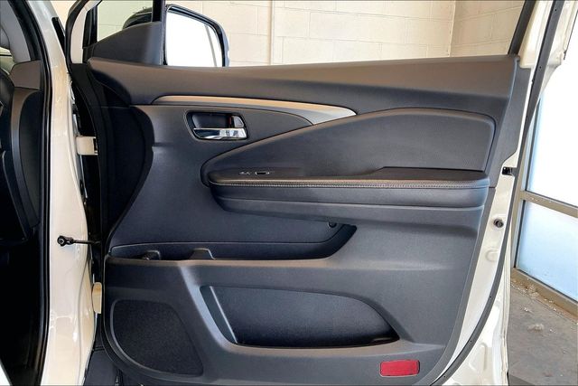 Thumbnail: 2019 Honda Ridgeline - 30