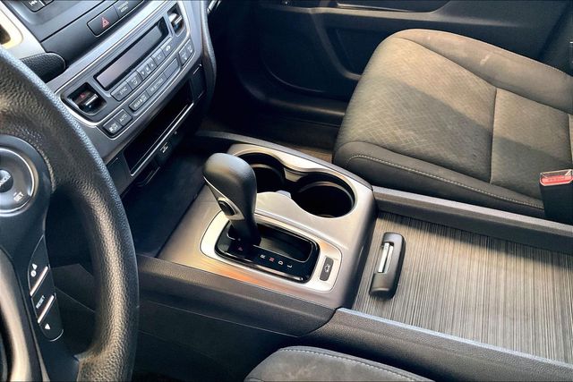 Thumbnail: 2019 Honda Ridgeline - 16