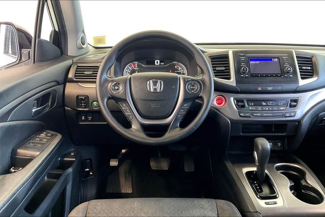 Thumbnail: 2019 Honda Ridgeline - 14