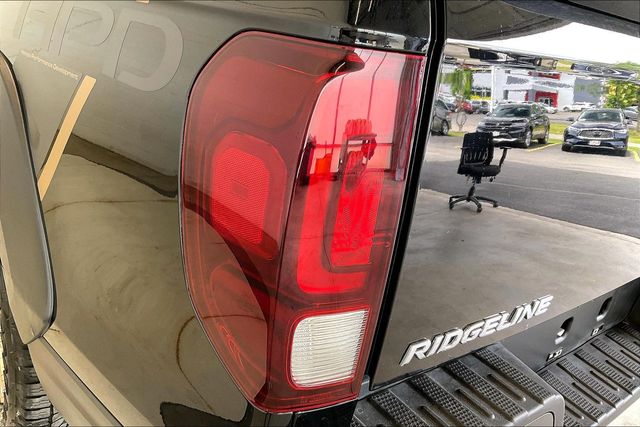 Thumbnail: 2022 Honda Ridgeline - 32