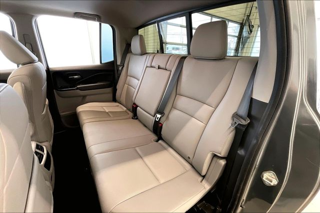 Thumbnail: 2019 Honda Ridgeline - 21