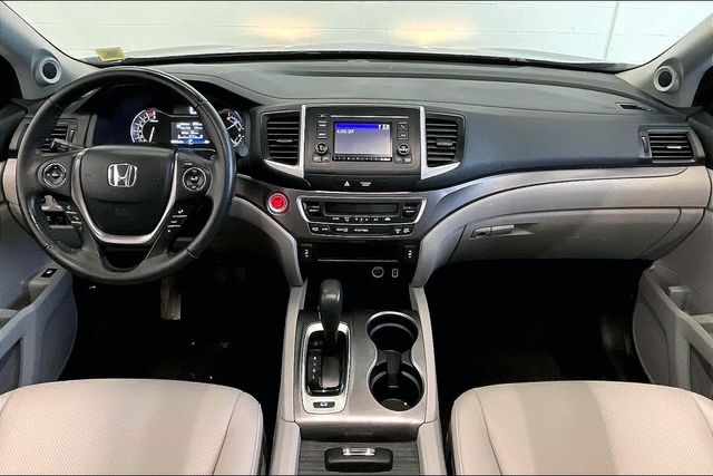 Thumbnail: 2019 Honda Ridgeline - 10