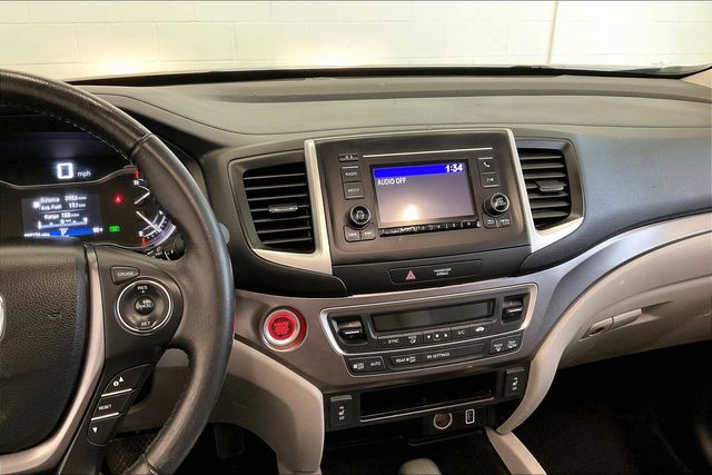 Thumbnail: 2019 Honda Ridgeline - 15