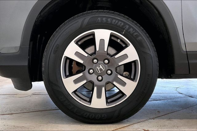 Thumbnail: 2019 Honda Ridgeline - 8