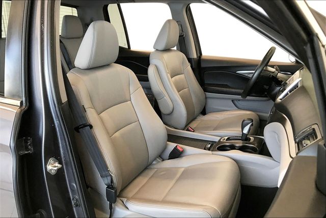 Thumbnail: 2019 Honda Ridgeline - 10