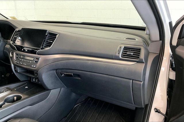 Thumbnail: 2026 Honda Ridgeline - 14