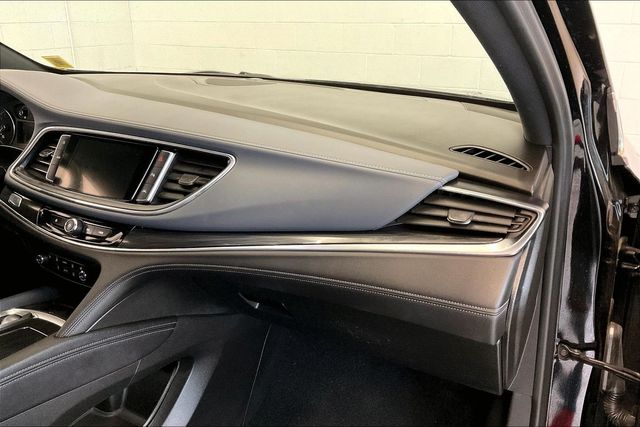 Thumbnail: 2022 Buick Enclave - 24