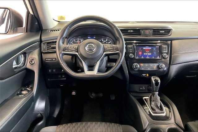 Thumbnail: 2019 Nissan Rogue - 14