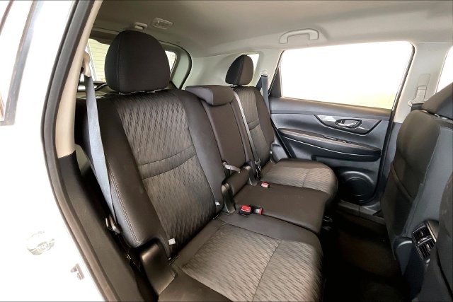 Thumbnail: 2019 Nissan Rogue - 25