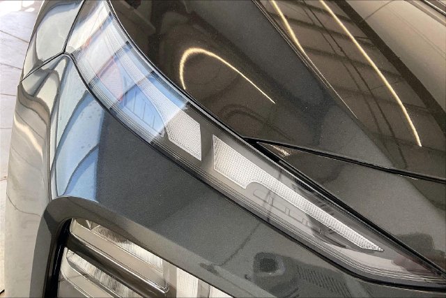 Thumbnail: 2022 Hyundai Santa Fe - 31