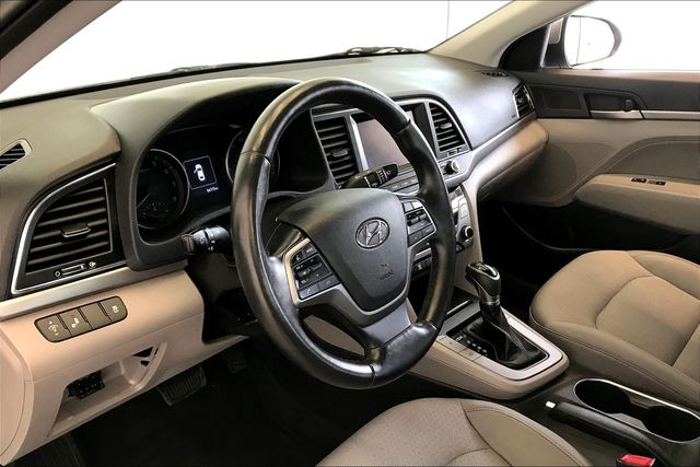 Thumbnail: 2017 Hyundai Elantra - 9