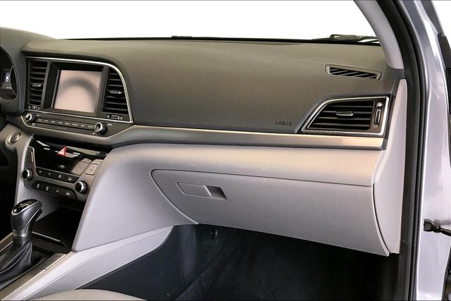 Thumbnail: 2017 Hyundai Elantra - 21