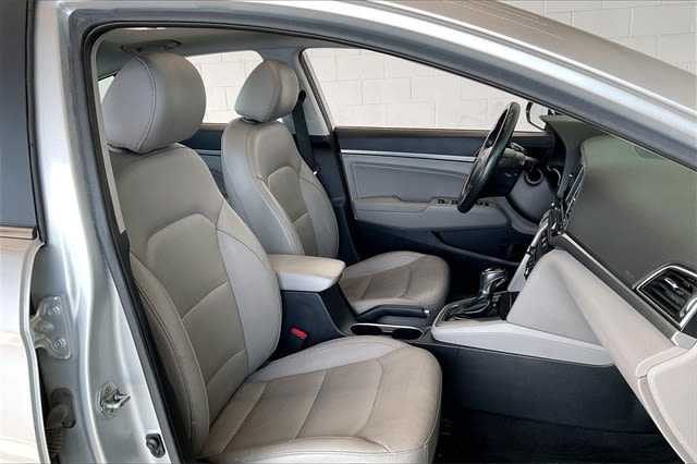 2017 Hyundai Elantra Limited Edition 21