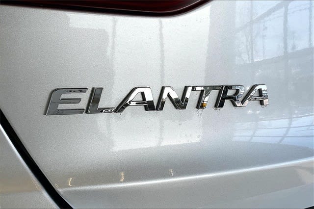 2017 Hyundai Elantra Limited Edition 35