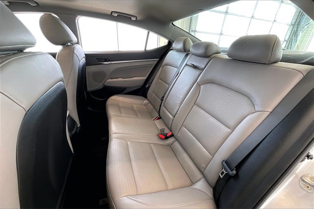 2017 Hyundai Elantra Limited Edition 13