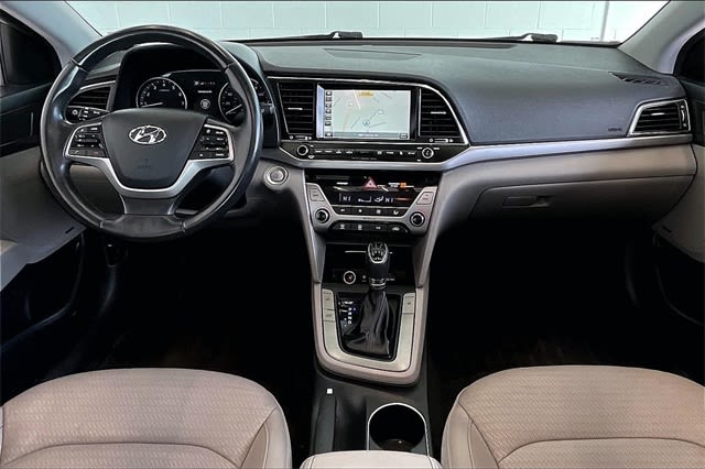 2017 Hyundai Elantra Limited Edition 10