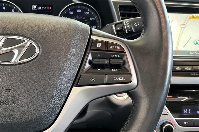 2017 Hyundai Elantra Limited Edition 27