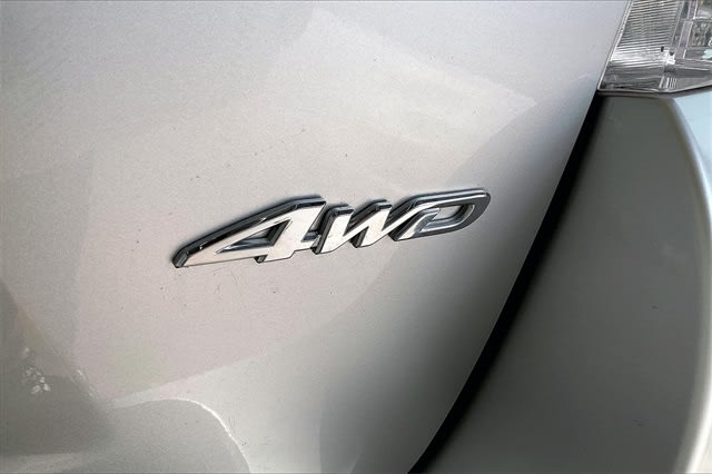 Thumbnail: 2012 Toyota Highlander - 7