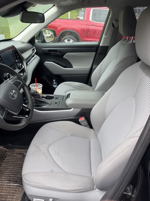 Thumbnail: 2020 Toyota Highlander - 4
