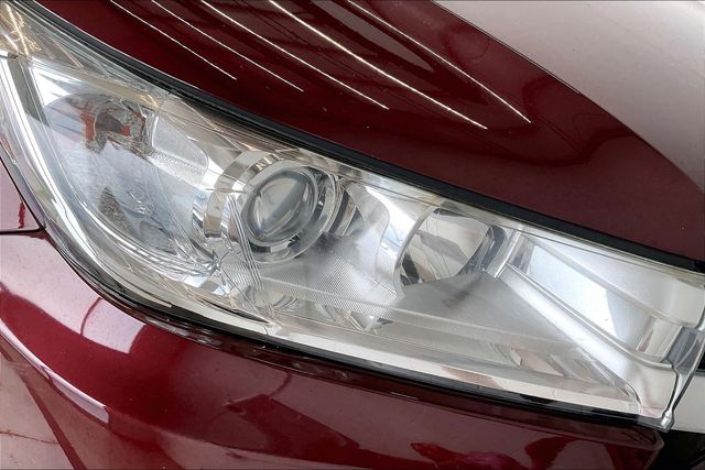 Thumbnail: 2017 Toyota Highlander - 31