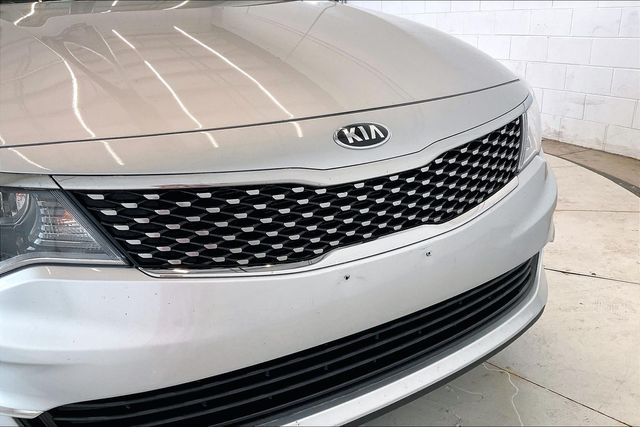 Thumbnail: 2018 Kia Optima - 33