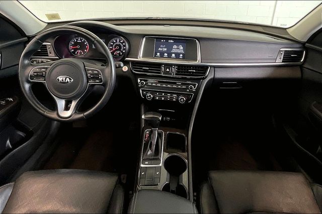 Thumbnail: 2018 Kia Optima - 10