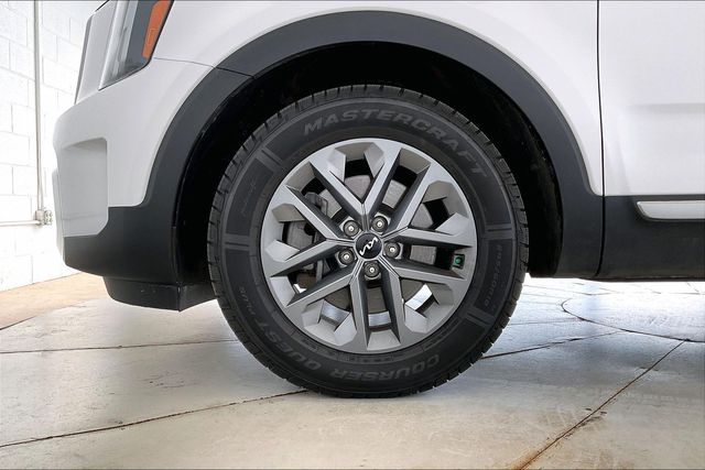 Thumbnail: 2024 Kia Telluride - 8