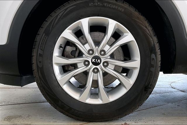 Thumbnail: 2021 Kia Telluride - 8