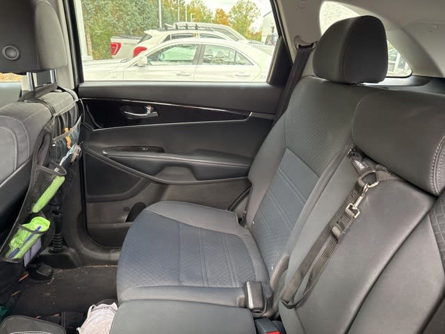 Thumbnail: 2018 Kia Sorento - 6