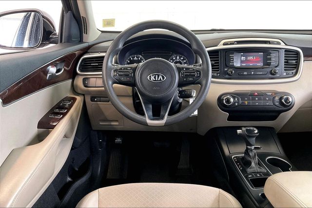 Thumbnail: 2016 Kia Sorento - 14