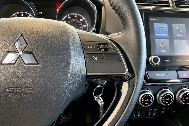 Thumbnail: 2021 Mitsubishi Outlander Sport - 28