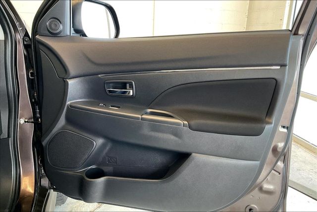 Thumbnail: 2021 Mitsubishi Outlander Sport - 31