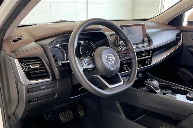 Thumbnail: 2021 Nissan Rogue - 2