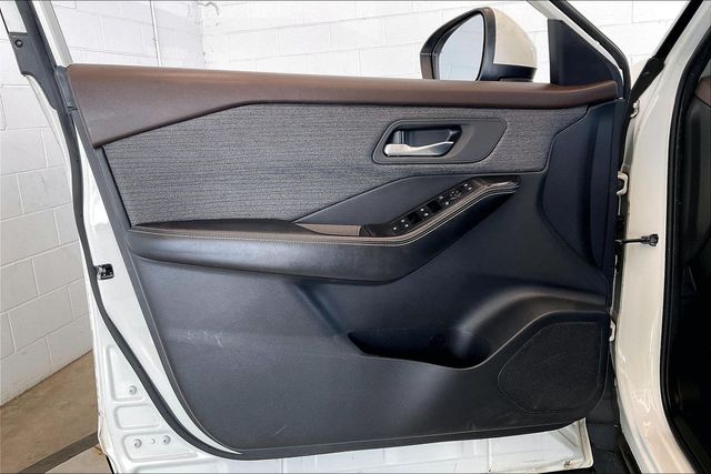 Thumbnail: 2021 Nissan Rogue - 29