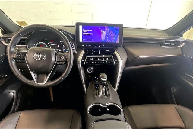 Thumbnail: 2023 Toyota Venza - 10