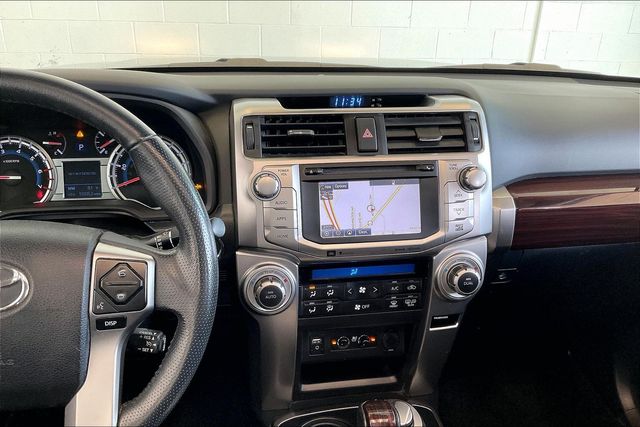 Thumbnail: 2016 Toyota 4Runner - 15