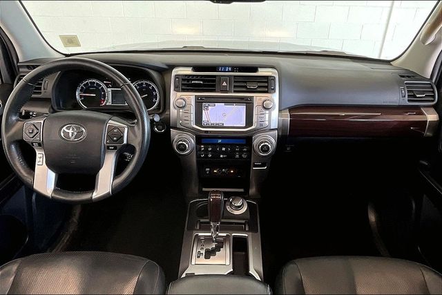 Thumbnail: 2016 Toyota 4Runner - 10
