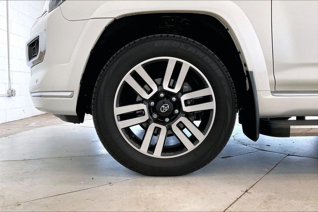 Thumbnail: 2022 Toyota 4Runner - 8