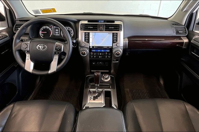 Thumbnail: 2022 Toyota 4Runner - 10