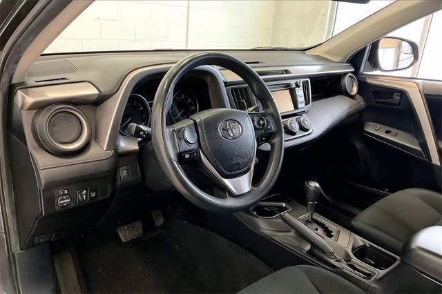 Thumbnail: 2018 Toyota RAV4 - 2