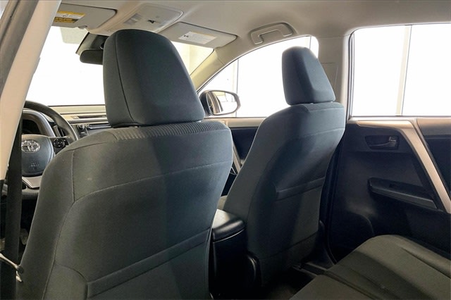 Thumbnail: 2018 Toyota RAV4 - 13