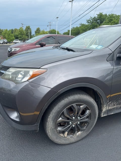 Thumbnail: 2015 Toyota RAV4 - 9