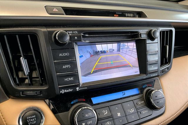 Thumbnail: 2018 Toyota RAV4 - 16