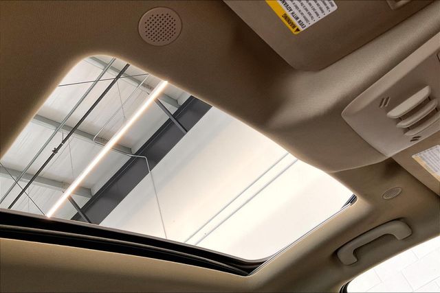 Thumbnail: 2015 Buick Encore - 33